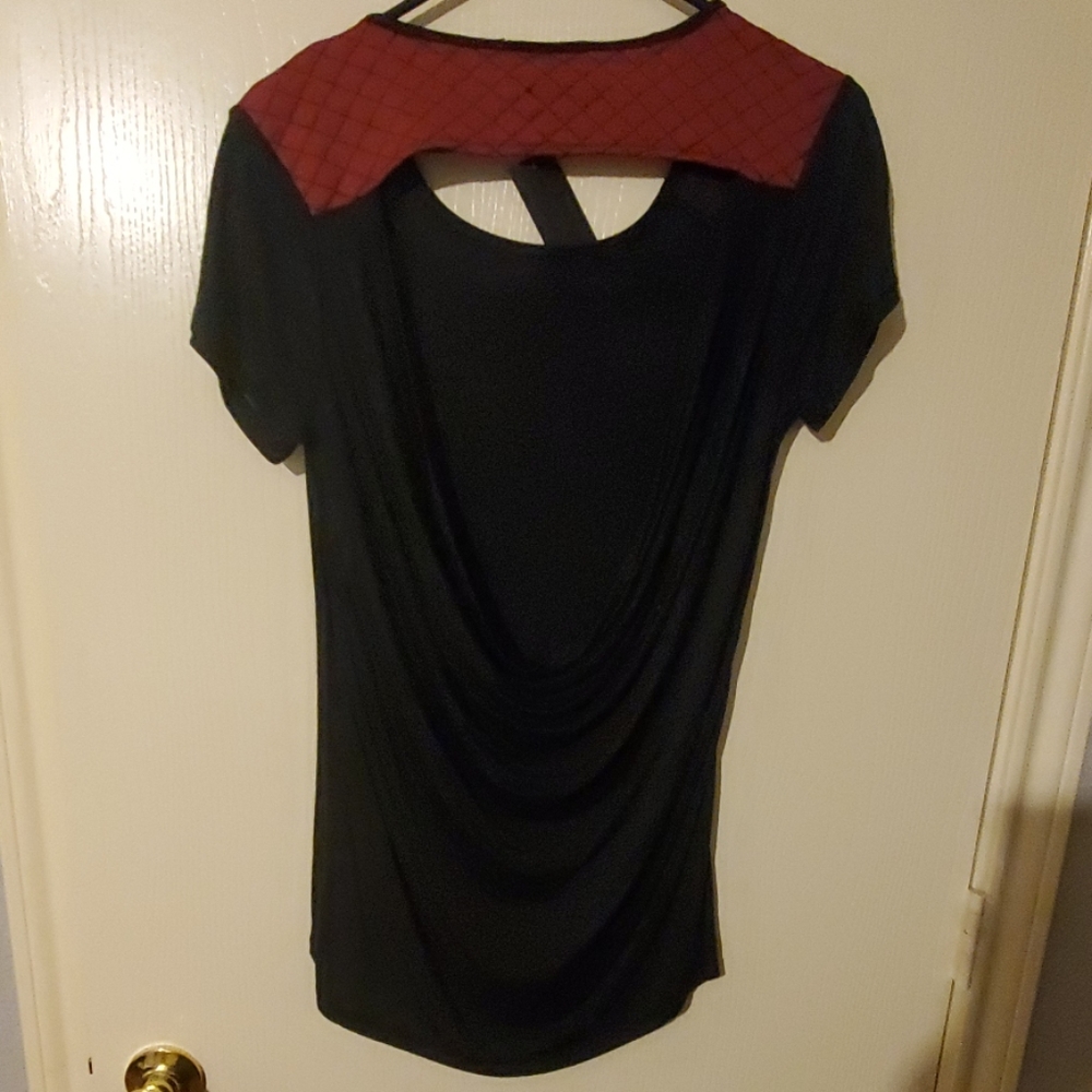 Top - Picture 2 of 2